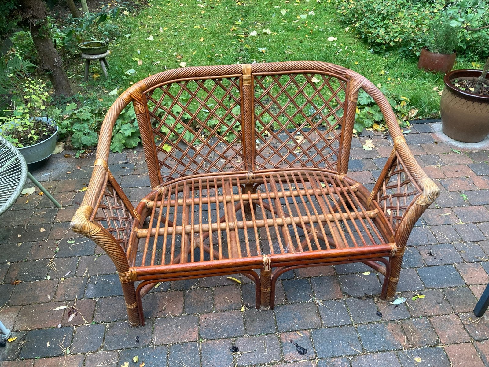 Vintage rotan bankje, Ophalen