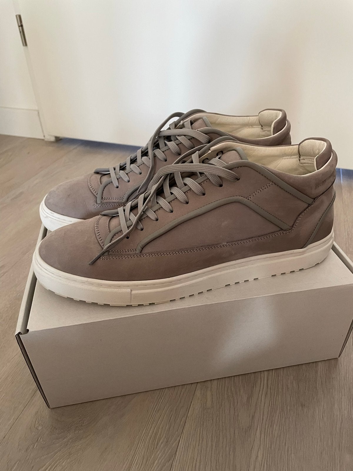 ETQ LT02 Ash Grey Schoenen Maat 47, Overige kleuren, Nieuw, Ophalen of Verzenden, Sneakers of Gympen