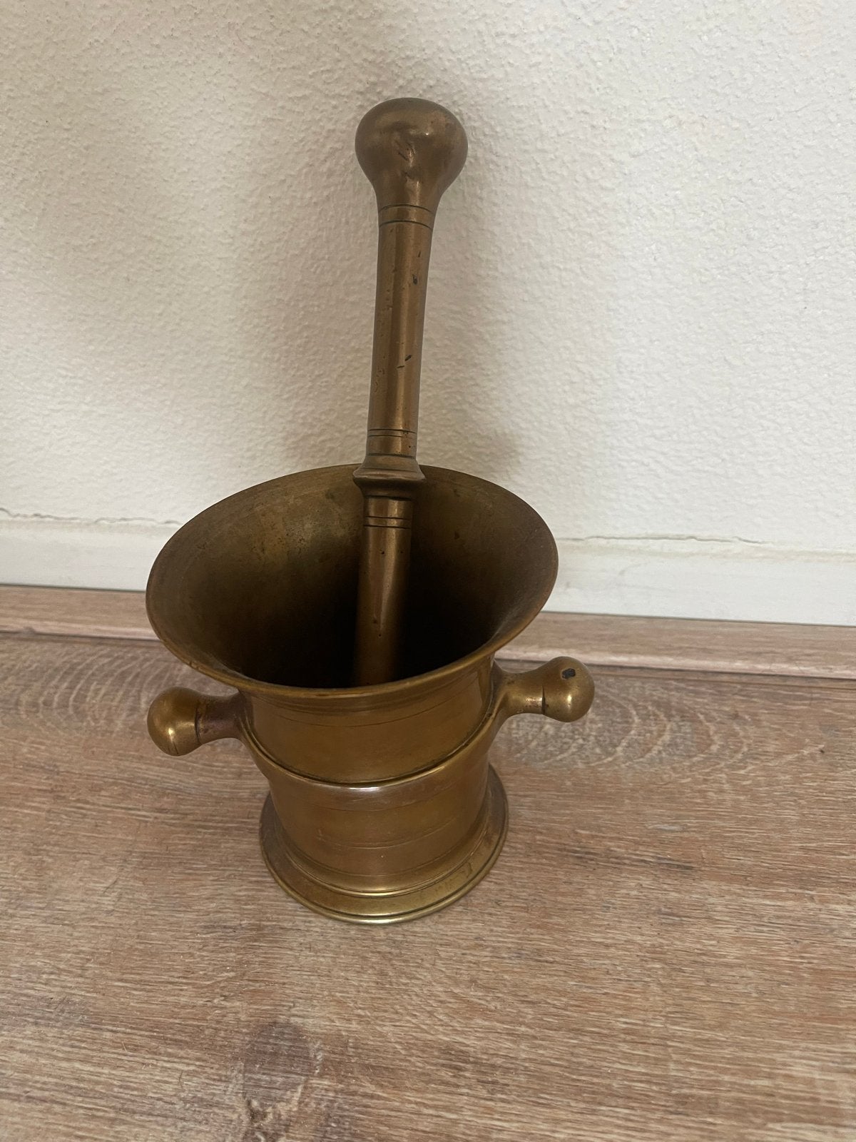 Antieke zware messing vijzel met stamper, Antiek en Kunst, Ophalen of Verzenden