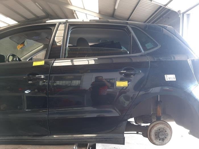 Portier 4Deurs links-achter van een Volkswagen Polo (LO41), Auto-onderdelen, Gebruikt, -, -, Ophalen of Verzenden