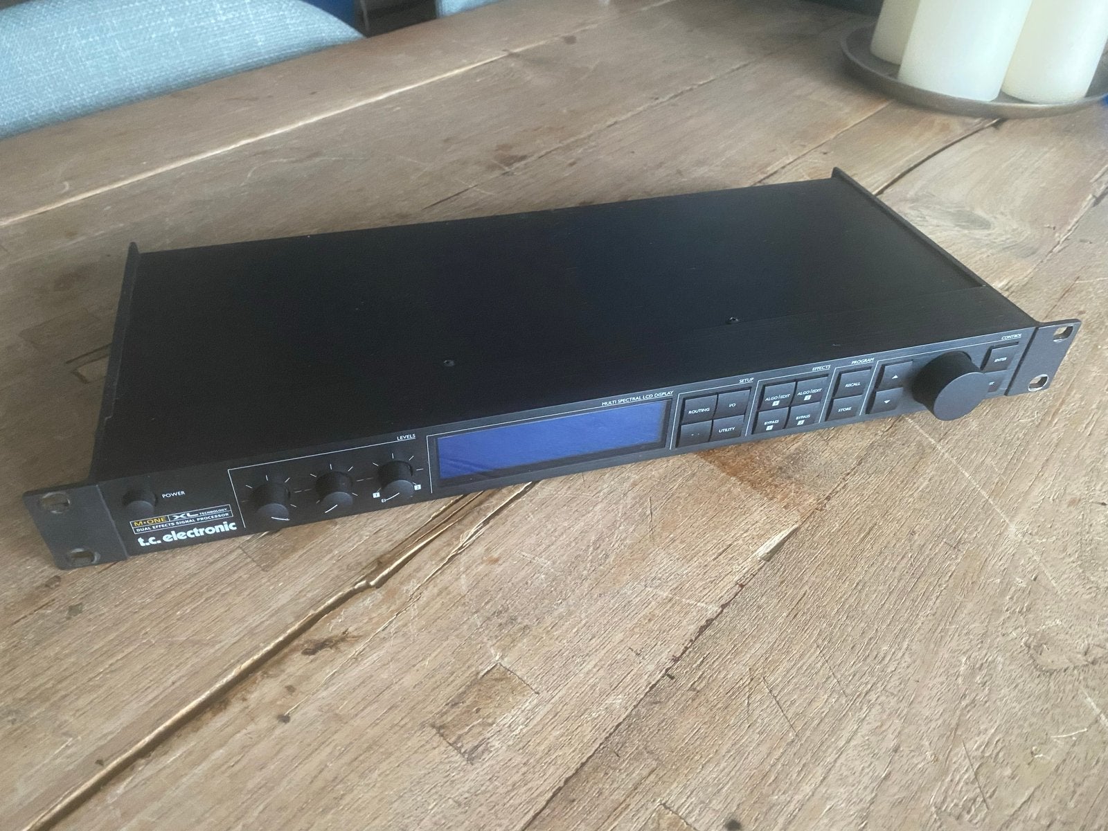 TC Electronic M-One XL Multi-effecten Processor, Gebruikt, Ophalen of Verzenden, Multi-effect, Nvt