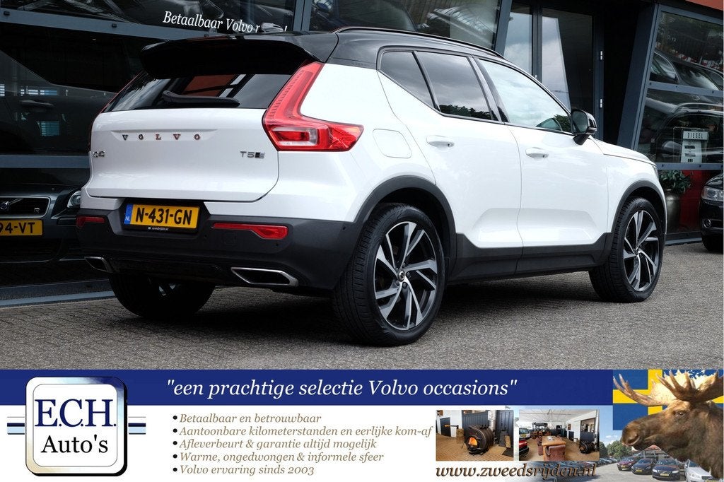 Volvo XC40 2.0 T5 AWD R-Design Intro Edition Panoramadak, Ad, Auto's, Volvo, Automaat, Gebruikt, 4 cilinders, Wit