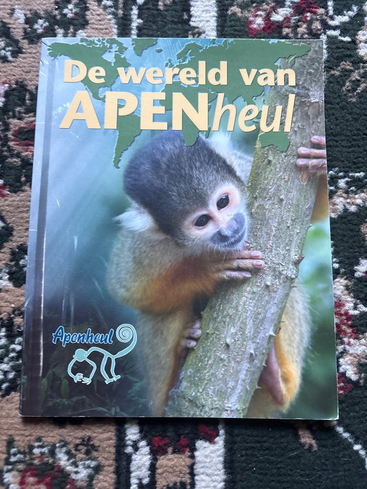 De wereld van APENheul - Boek over apen en natuur, Ophalen of Verzenden, Zo goed als nieuw, Natuur algemeen