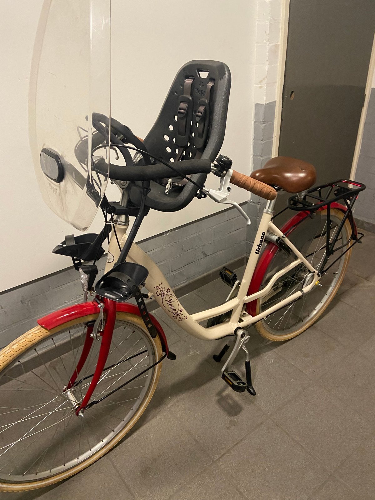 URBANO Moederfiets met kinderzitje en windscherm, Fietsen en Brommers, Gebruikt, Windscherm, 1 zitje, Ophalen