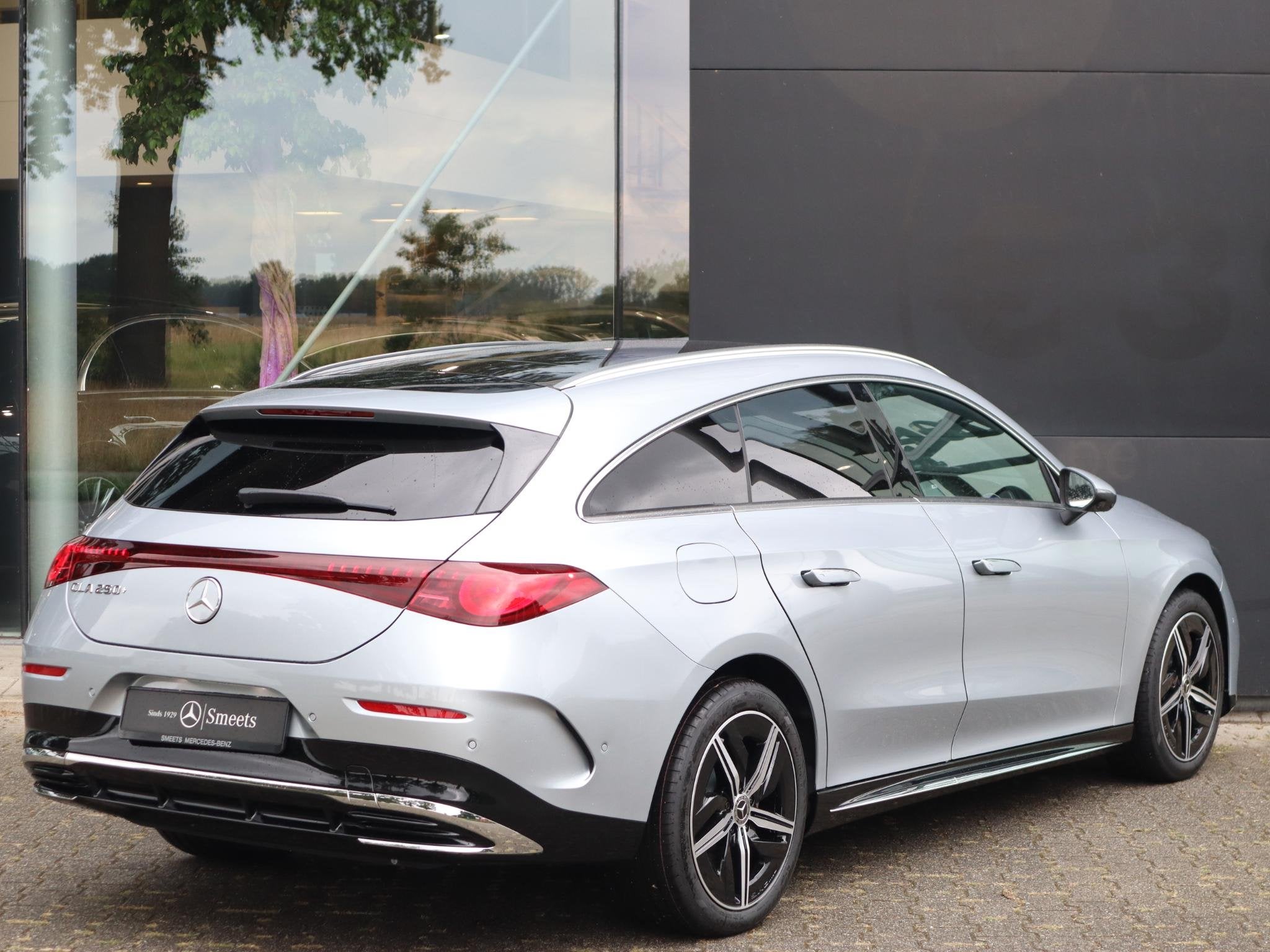 Mercedes-Benz CLA-klasse Shooting Brake 250+ Business Soluti, Auto's, Achterwielaandrijving, Zwart, Origineel Nederlands, 1975 kg
