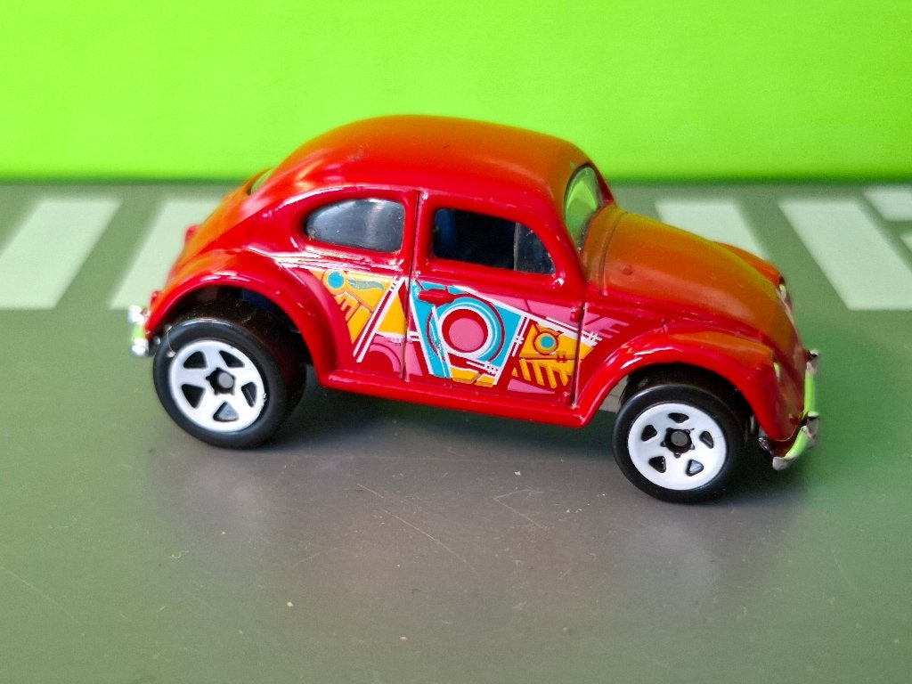 Hotwheels - Volkswagen Kever VW Bug [rood] 1/60 2, Ophalen of Verzenden, Zo goed als nieuw, Auto