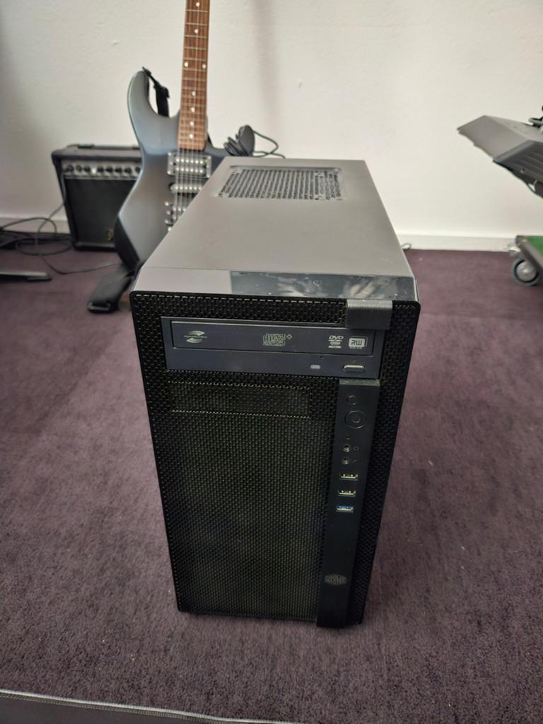 Cooler Master NSE200 case, Computers en Software, Computerbehuizingen, Ophalen of Verzenden, Gebruikt