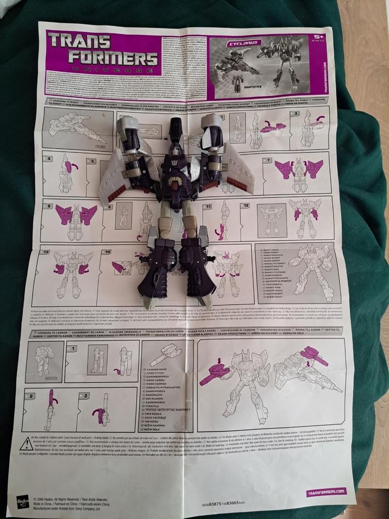 Transformers Universe Cyclonus met Nightstick, Verzamelen, Transformers, Overige generaties, Ophalen of Verzenden