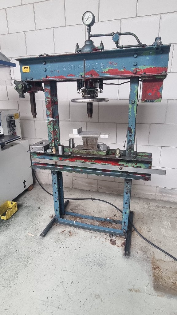 Hydraulische Pers Werkplaatspers 50 Ton, Ophalen, Gebruikt, Bestaat niet meer, Onbekend