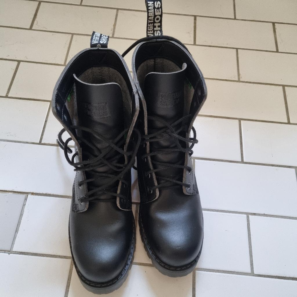 Vegetarian Shoes VST 8 eyelet boots (steel toe), Zwart, Boots, Nieuw, Ophalen of Verzenden