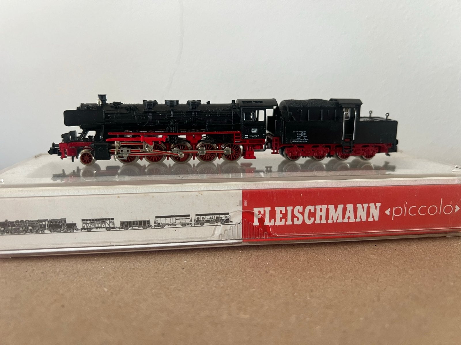Fleischmann Piccolo Locomotief 7175 - Zo goed als nieuw, Fleischmann, Ophalen of Verzenden, Zo goed als nieuw, Gelijkstroom