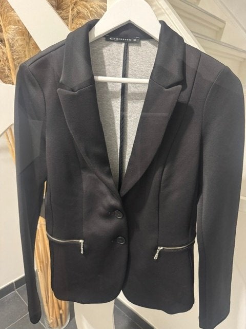 Prachtige zwarte blazer van Expresso maat 36 Nieuw, Expresso, Zwart, Nieuw, Ophalen of Verzenden