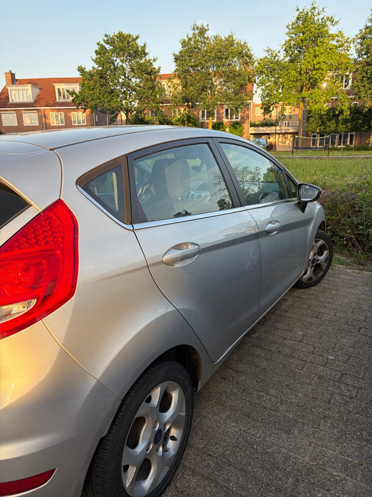 Ford Fiësta 1.6 Ti-vct 88KW 5DR 2010 Grijs, Voorwielaandrijving, 1596 cc, 40 €/maand, Origineel Nederlands