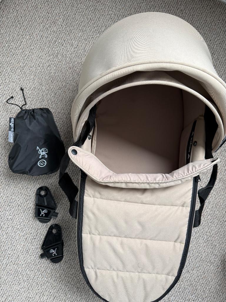 Yoyo bassinet met adapters en regenhoes, Ophalen, Zo goed als nieuw, Overige merken