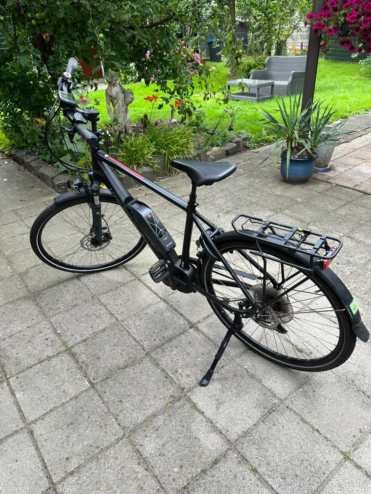 Victoria Trekking 8.8 e bike, Zo goed als nieuw, 51 tot 55 cm, 50 km per accu of meer, Ophalen