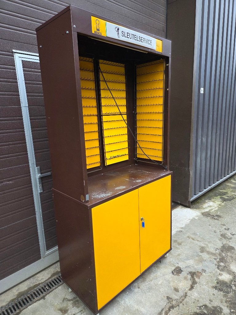 Sleutels kast, Doe-het-zelf en Verbouw, Gereedschap | Overige machines, Ophalen of Verzenden, Gebruikt