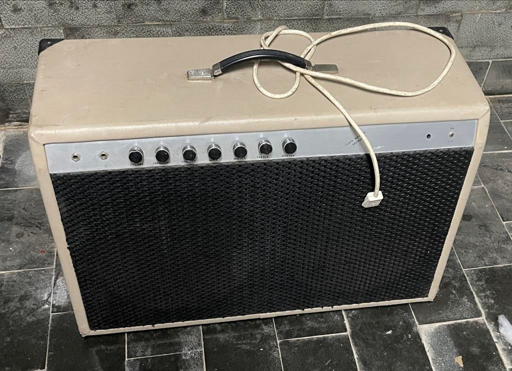 Lluis Master Sound gitaarversterker opknapper, Ophalen, Gebruikt, Gitaar, Minder dan 50 watt