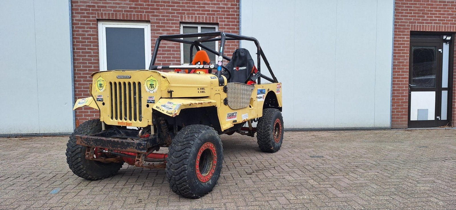 jeep mahindra trail offroad, 4 cilinders, Overige bekleding, 2300 cc, Geel