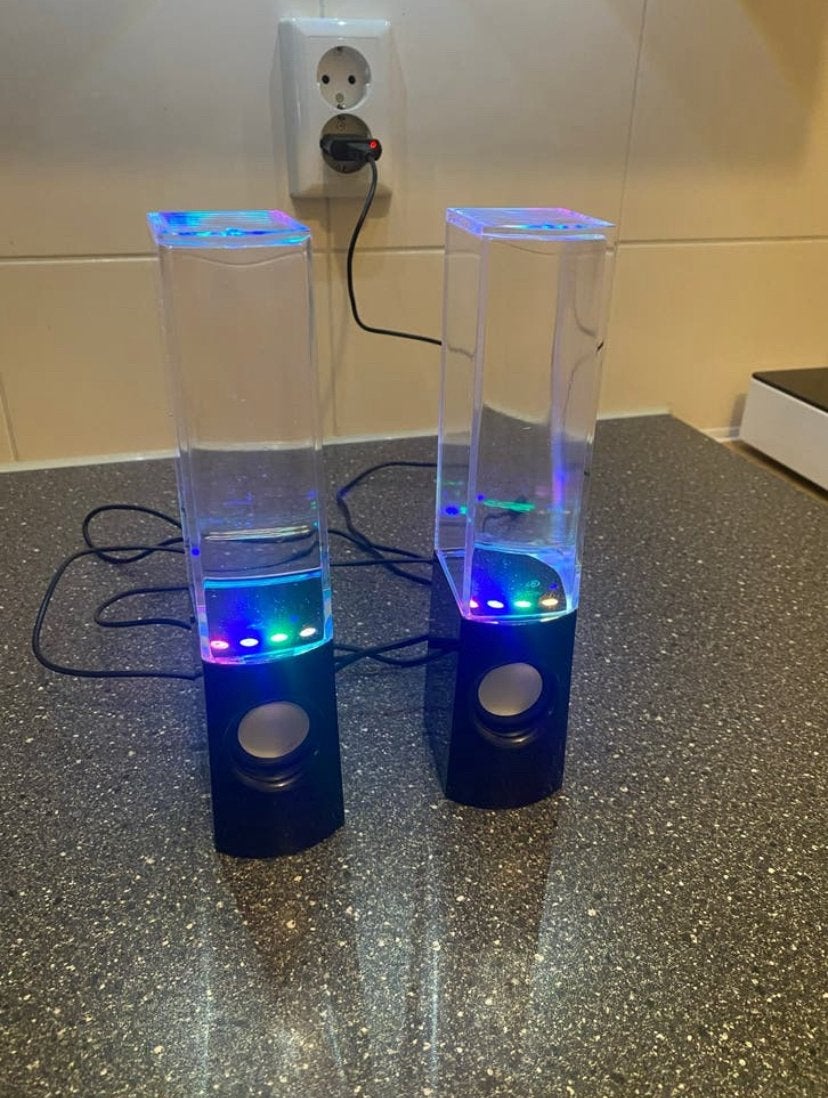Waterdansende speakers met LED-verlichting, Computers en Software, Pc speakers, Ophalen of Verzenden, Gebruikt