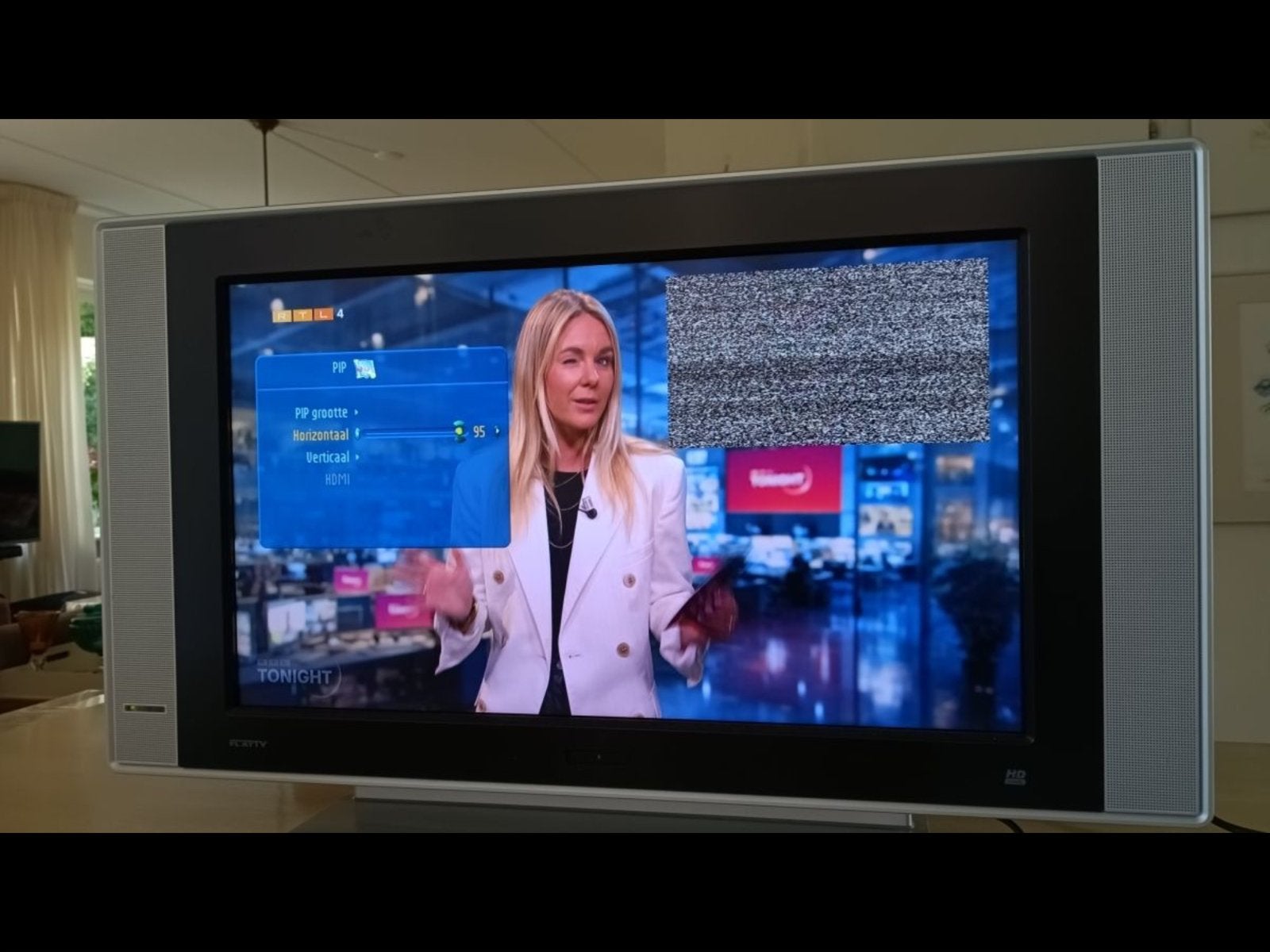 Philips tv 65cm met afstandsbediening, boekjes zie foto’s, Ophalen, Gebruikt