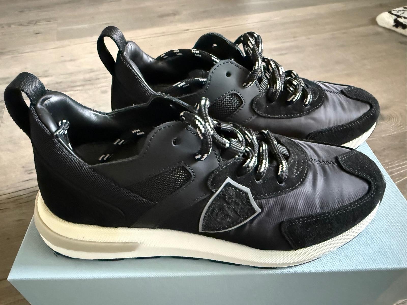 Philippe Model Junior Sneakers Zwart Maat 38, Ophalen of Verzenden, Nieuw, Zwart, Sneakers of Gympen
