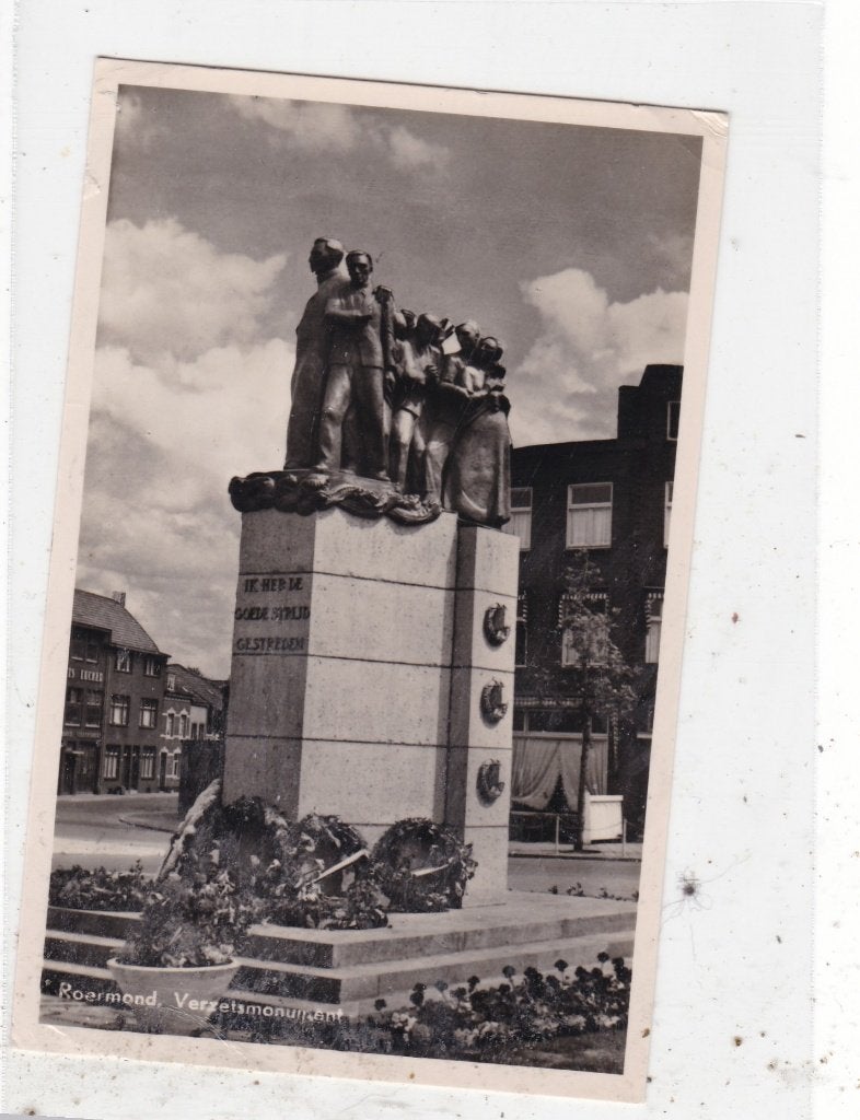 Roermond-Verzetmonument 1953, Verzamelen, Ansichtkaarten | Nederland, Verzenden, 1940 tot 1960, Gelopen, Limburg