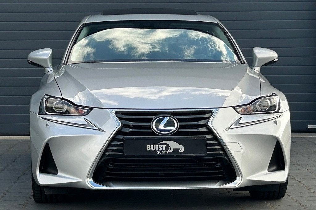 Lexus IS 300h Hybrid Sport Edition SUNROOF LEER 18", Auto's, Lexus, Automaat, Achterwielaandrijving, Gebruikt, Met garantie (alle)