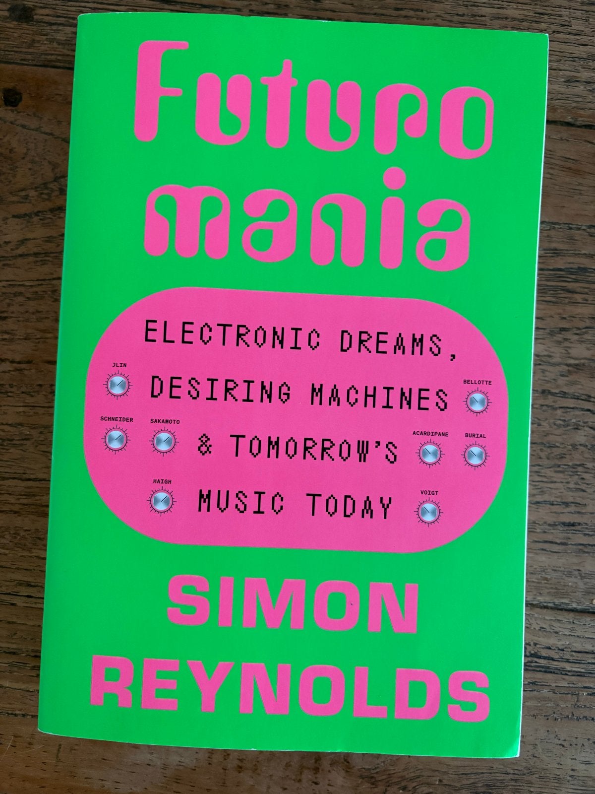 Simon Reynolds - Futuromania (nieuwstaat), Ophalen of Verzenden, Zo goed als nieuw, Genre of Stijl