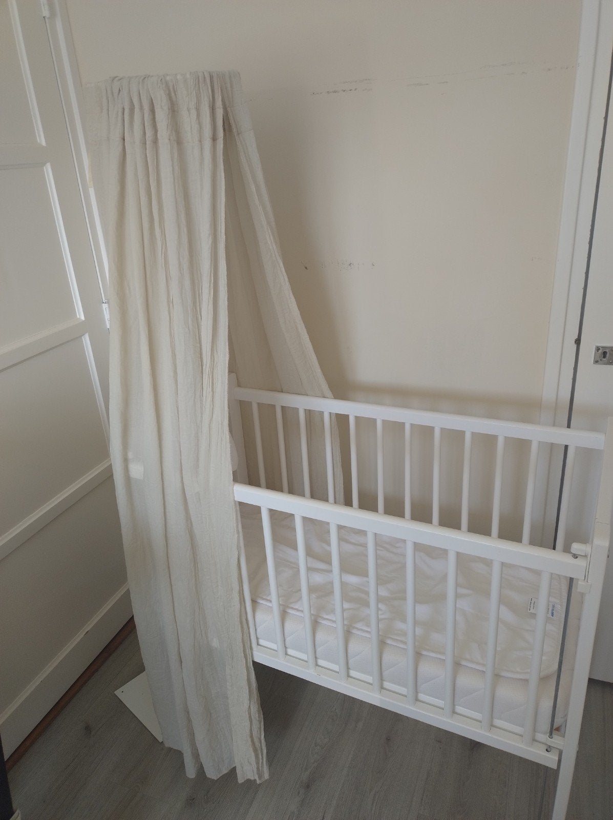 Wiegje / co- sleeper Petit Amelie compleet, Kinderen en Baby's, Ophalen, Zo goed als nieuw, Wieg