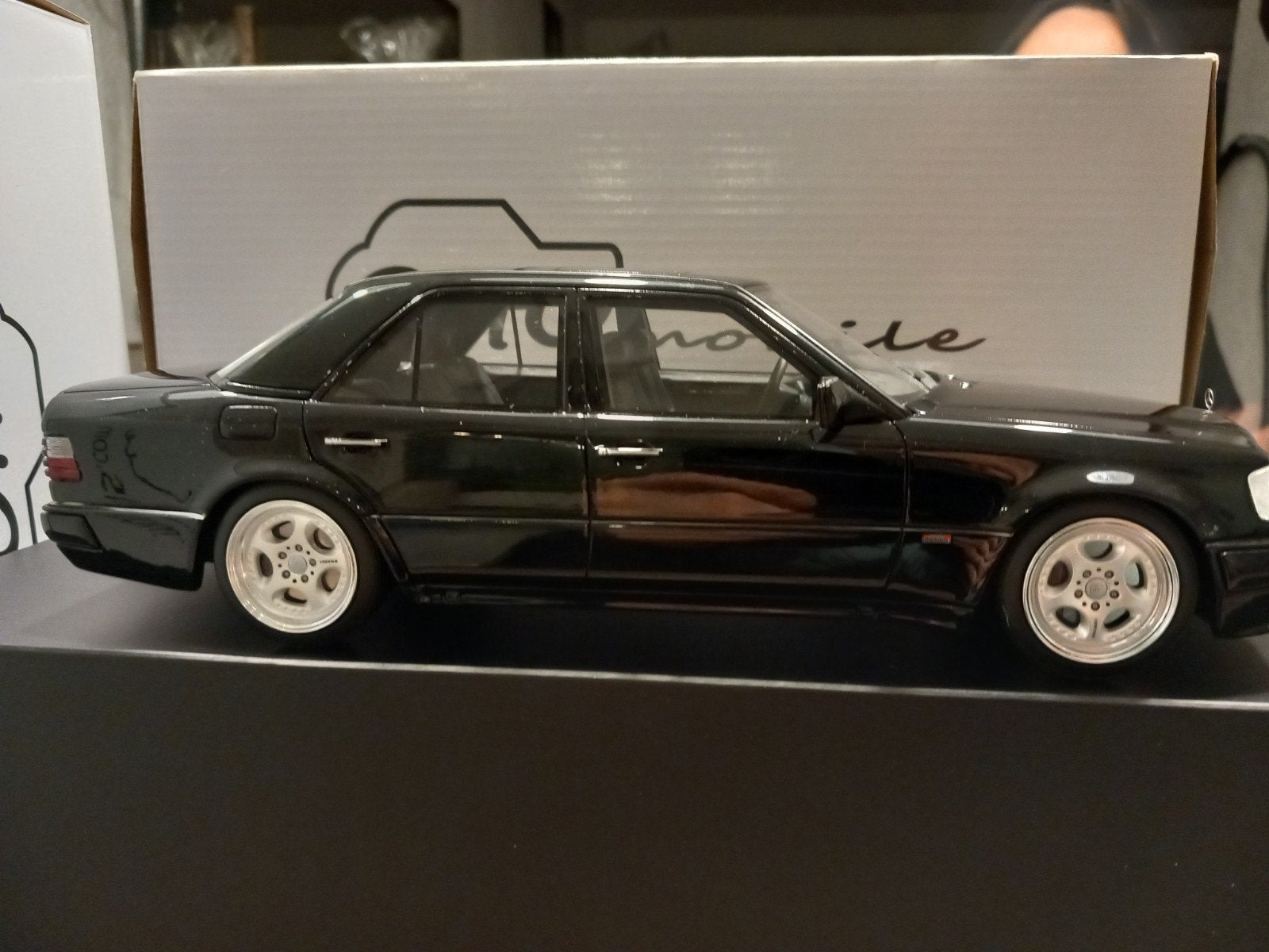 brabus 500e 6.5 OTTOMOBILE, Ophalen of Verzenden, Zo goed als nieuw, Auto, OttOMobile