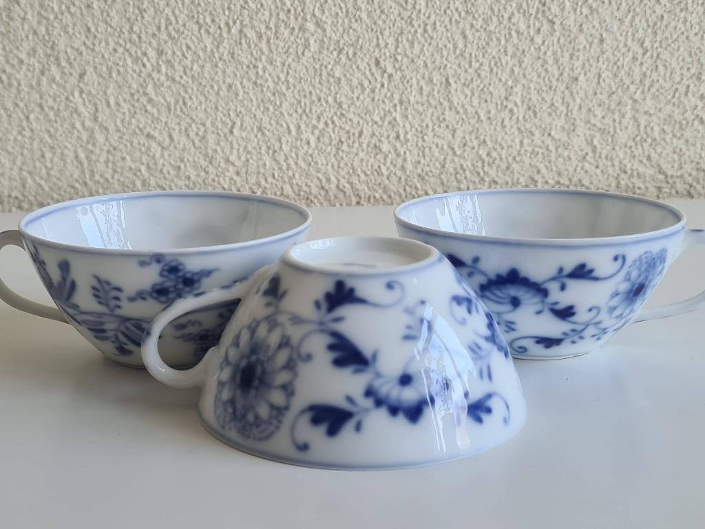 Meissen/ bavaria  blue onion kopjes, Antiek en Kunst, Antiek | Servies los, Ophalen of Verzenden