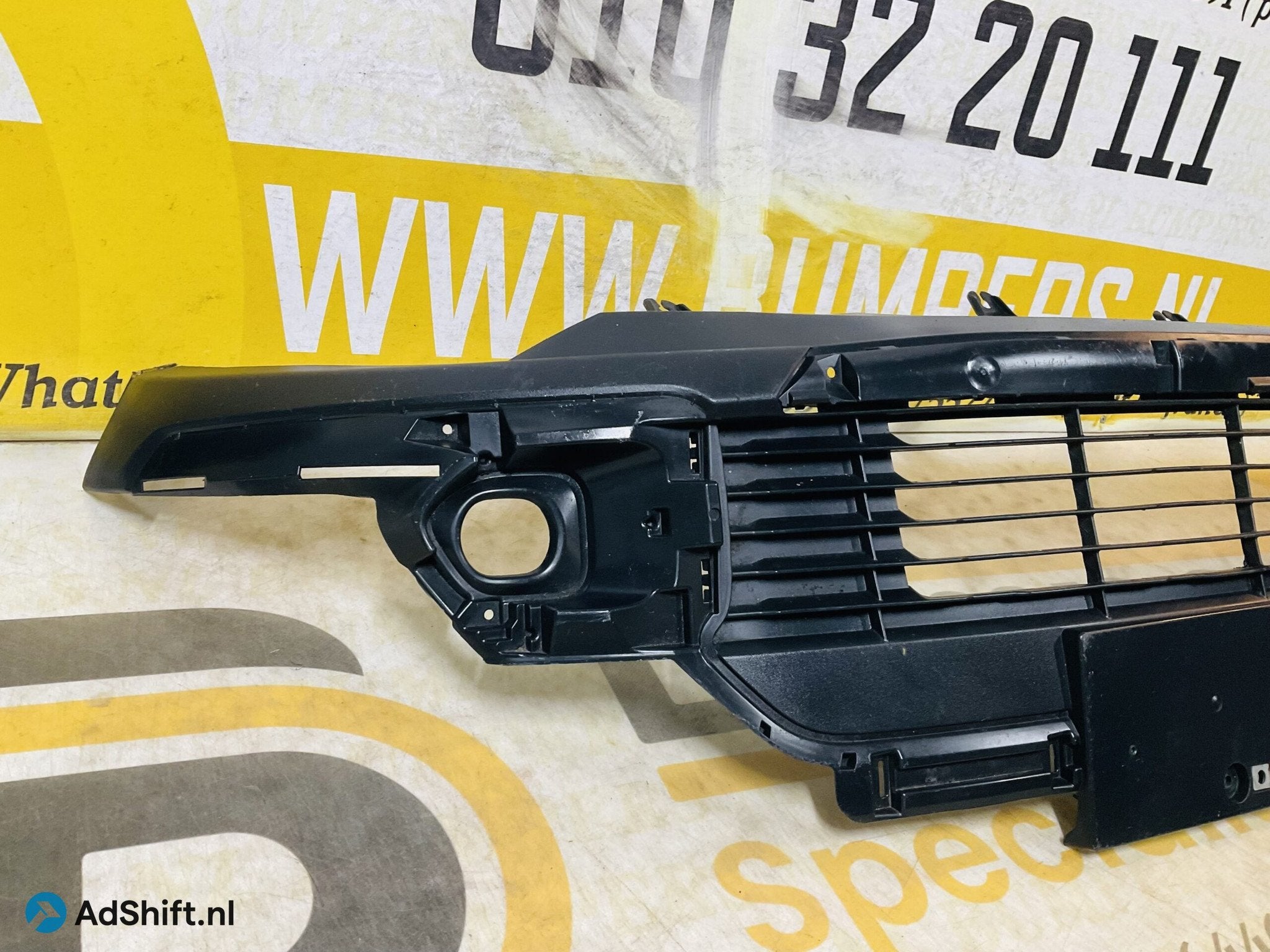 Bumper Toyota Yaris Cross 521290D090 Bumper Grille 2-R8-1077, Bumper