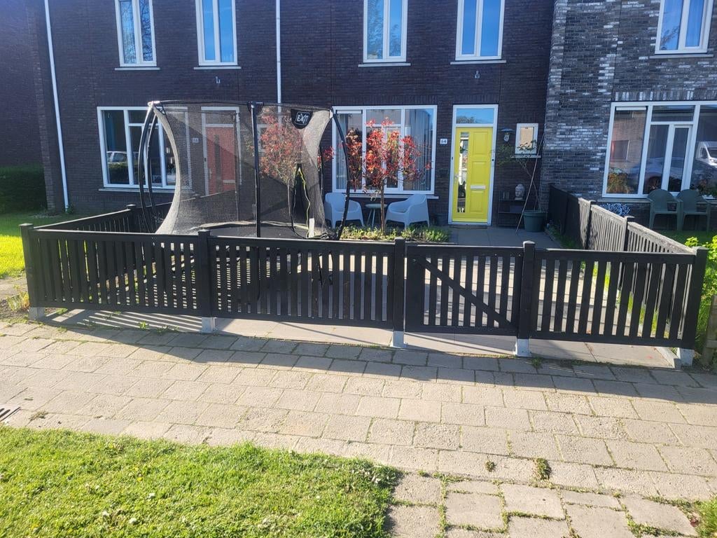 Zwart houten hekwerk met poort - 24 meter lengte, Tuin en Terras, Tuinhekken en Hekwerk, Met poort, Gebruikt, Ophalen of Verzenden