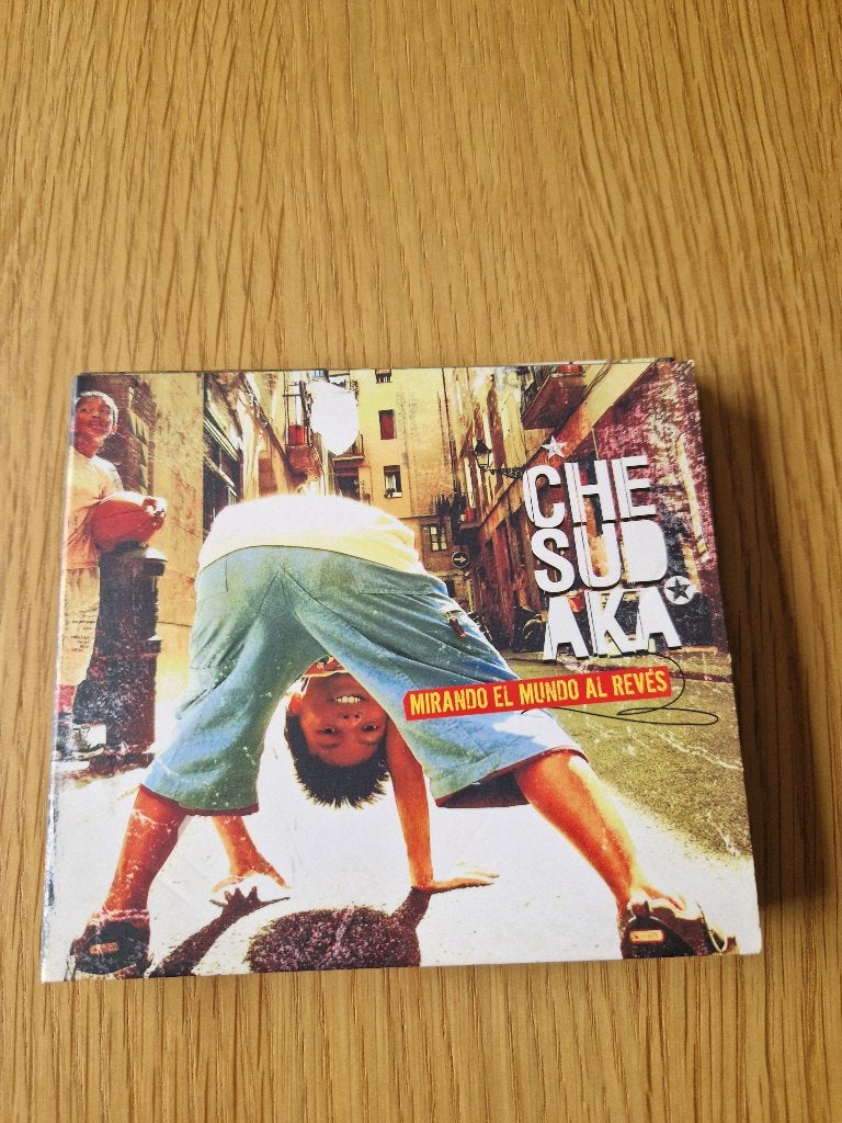 Che Sudaka – Mirando El Mundo Al Revés CD+DVD, Gebruikt, Digipak, Ophalen of Verzenden, Album
