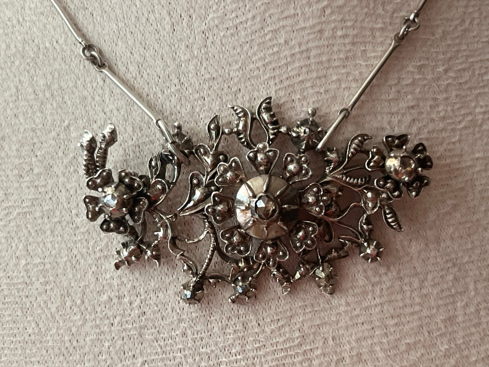 Art Deco Zilveren Collier met Roosdiamant Hanger, Verzenden, Zo goed als nieuw, Met edelsteen, Zilver