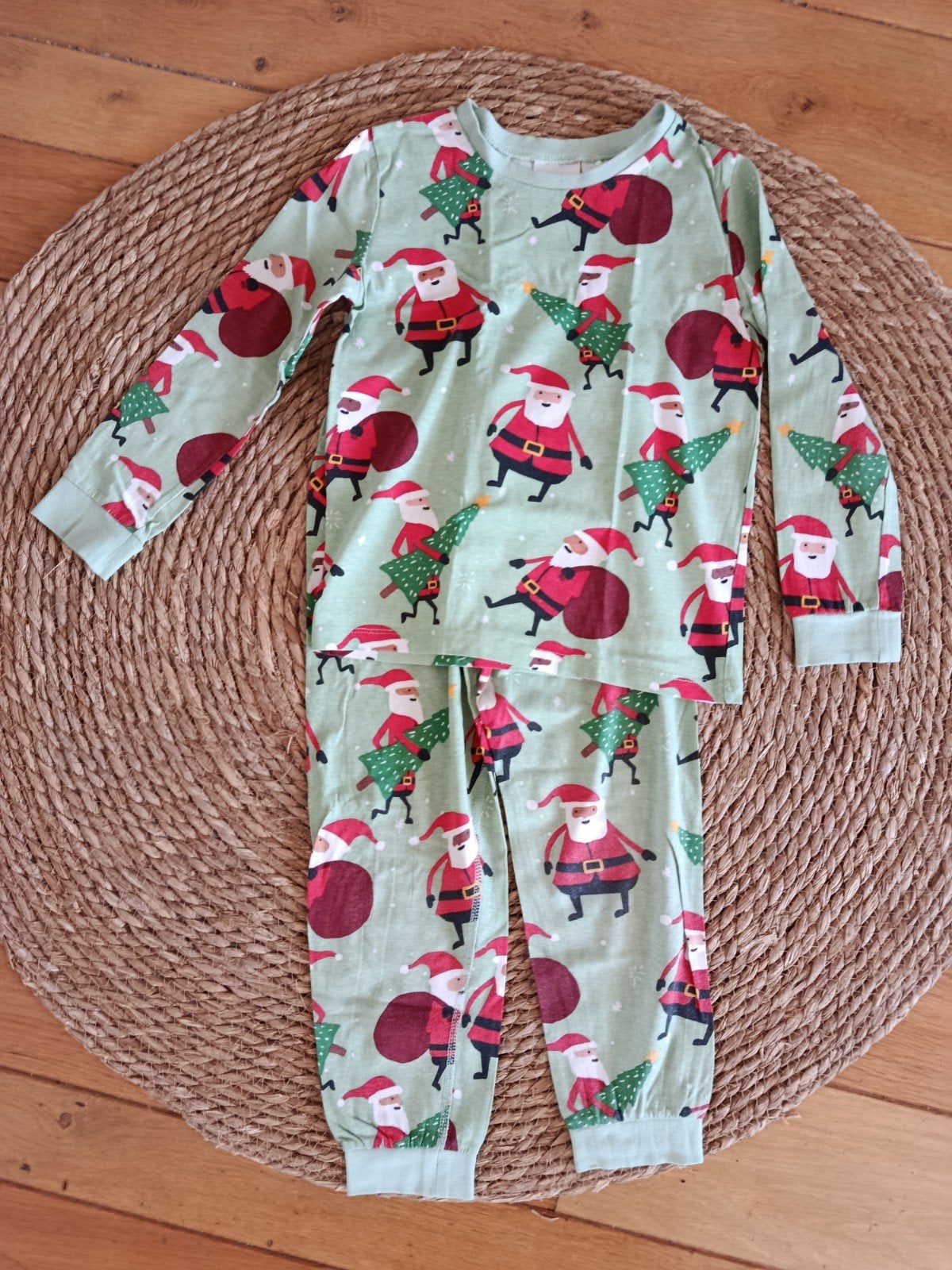 H&M Kerstman pyjama | maat 110/116, Nacht- of Onderkleding, H&M, Ophalen of Verzenden, Zo goed als nieuw