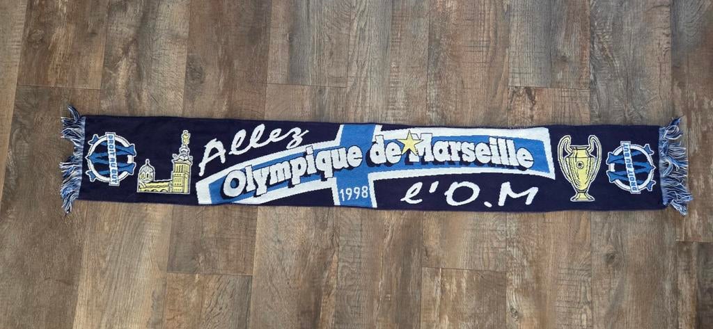 Sjaal Olympique Marseille, Ophalen of Verzenden, Zo goed als nieuw, Buitenlandse clubs, Vaantje of Sjaal