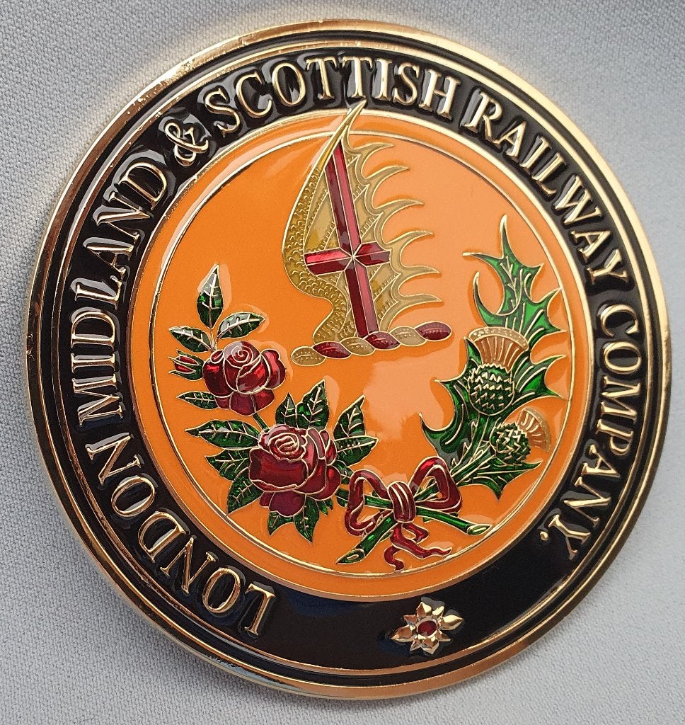 Embleem of wapenschild van de LMS, Verzamelen, Verzenden, Zo goed als nieuw, Trein, Overige typen