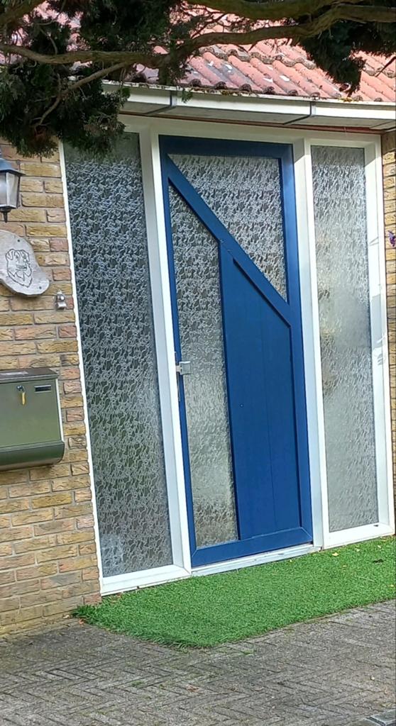 Net kunststof kozijn met deur en dubbel glas 210 b 225 h, Doe-het-zelf en Verbouw, Gebruikt, Ophalen of Verzenden, Buitendeur