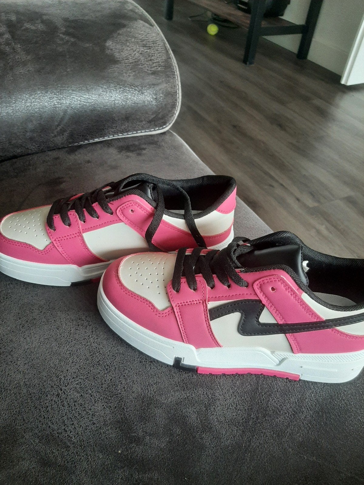 mooie nieuwe sneakers maat 38 14.95 pp, Ophalen of Verzenden, Nieuw, Sneakers of Gympen