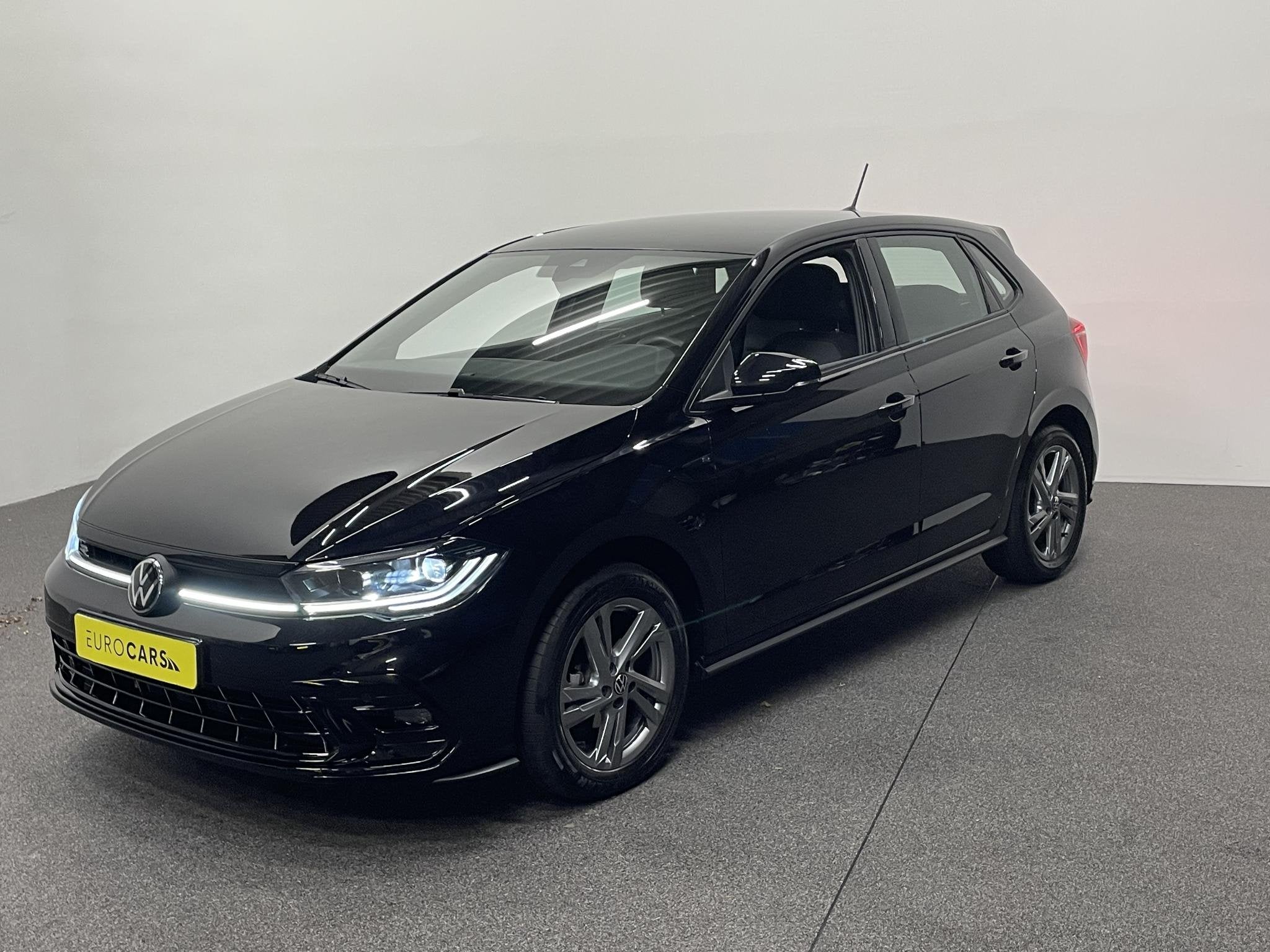 Volkswagen Polo 1.0 TSI R-Line DSG Navigatie Apple Carplay/A, Auto's, Volkswagen, Stof, Gebruikt, 95 pk, Zwart