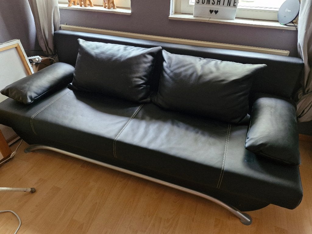 Slaapbank, Ophalen, Zwart, Zo goed als nieuw, Twijfelaar