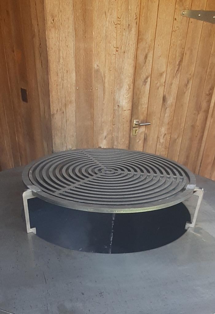 Hout BBQ plancha, Ophalen