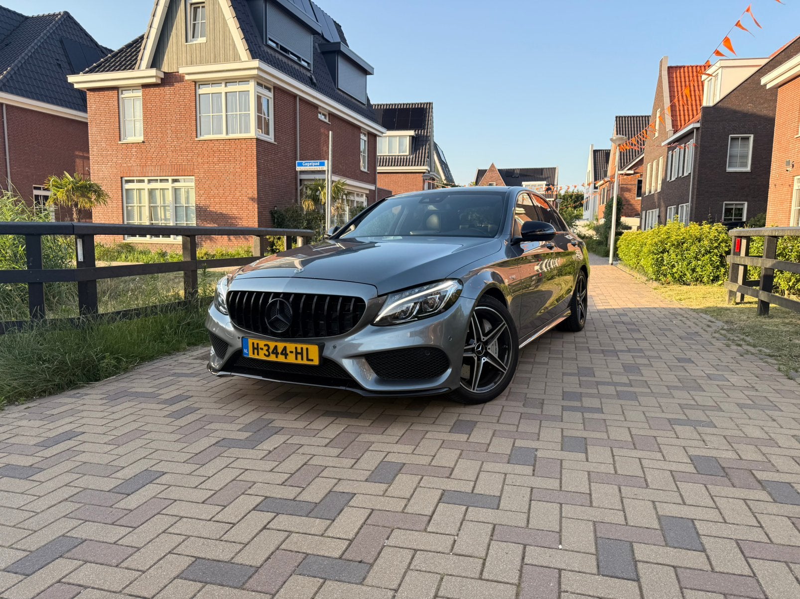 Mercedes  C43 AMG 420PK | Designo | CARPLAY | BURMEISTER, 1800 kg, 2996 cc, Leder, Overige kleuren
