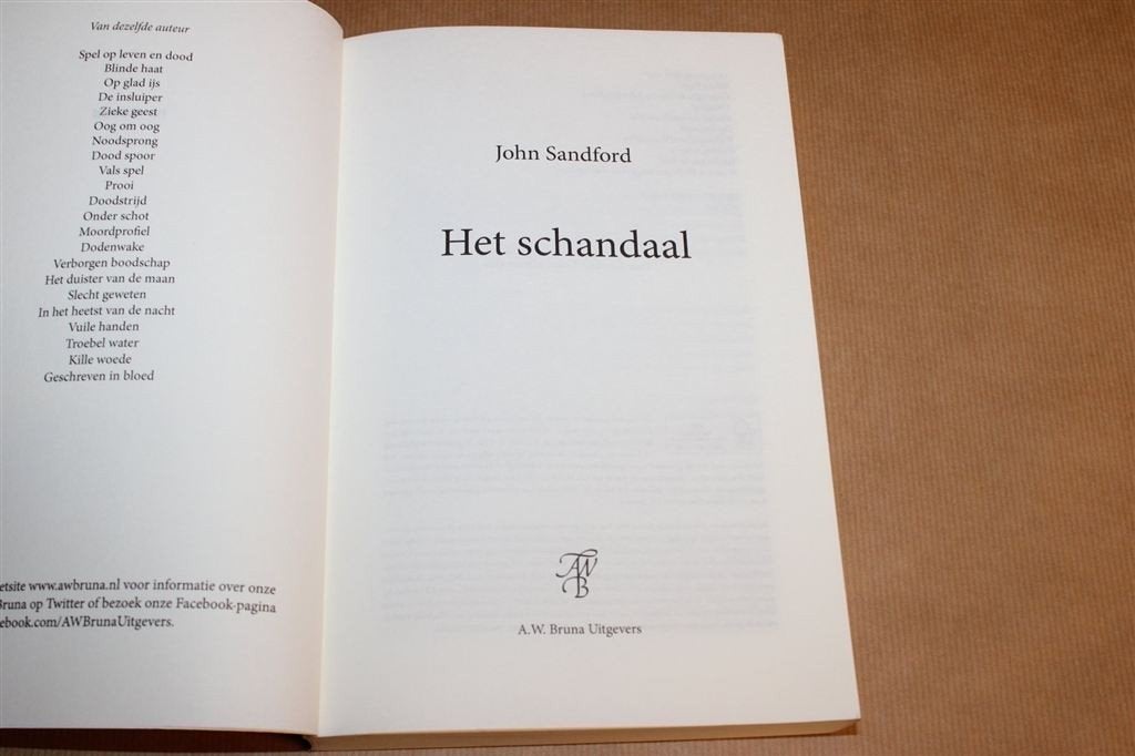 Het Schandaal — Lucas Davenport Politie-Thriller, Ophalen of Verzenden, Gelezen
