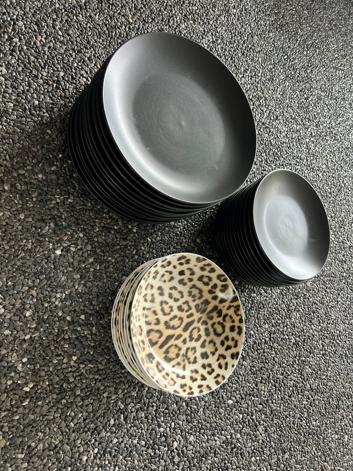 Zwart en tijgerprint servies, Ophalen, Overige stijlen, Bord(en)