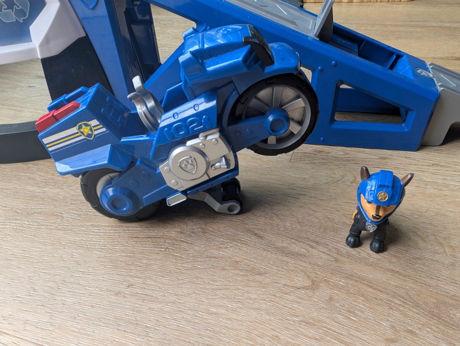 Paw Patrol Moto Pups Chase's Deluxe Motorfiets, Ophalen, Zo goed als nieuw, Jongen of Meisje