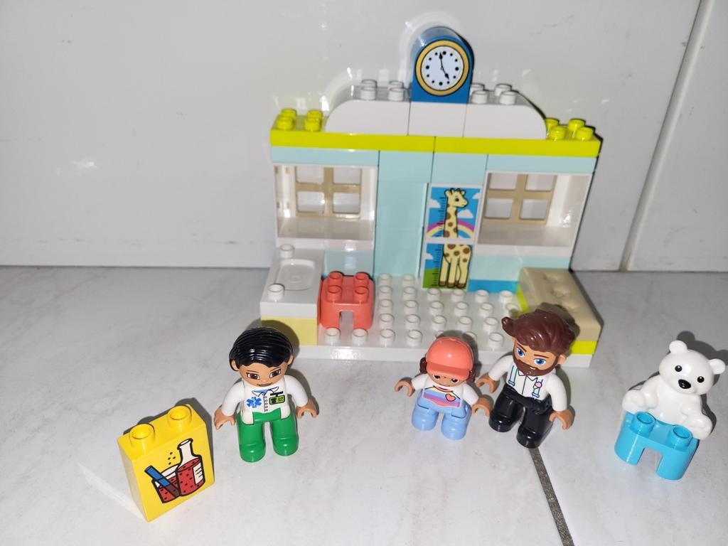Duplo bij de dokter, Kinderen en Baby's, Speelgoed | Duplo en Lego, Gebruikt, Ophalen of Verzenden, Duplo, Duplo