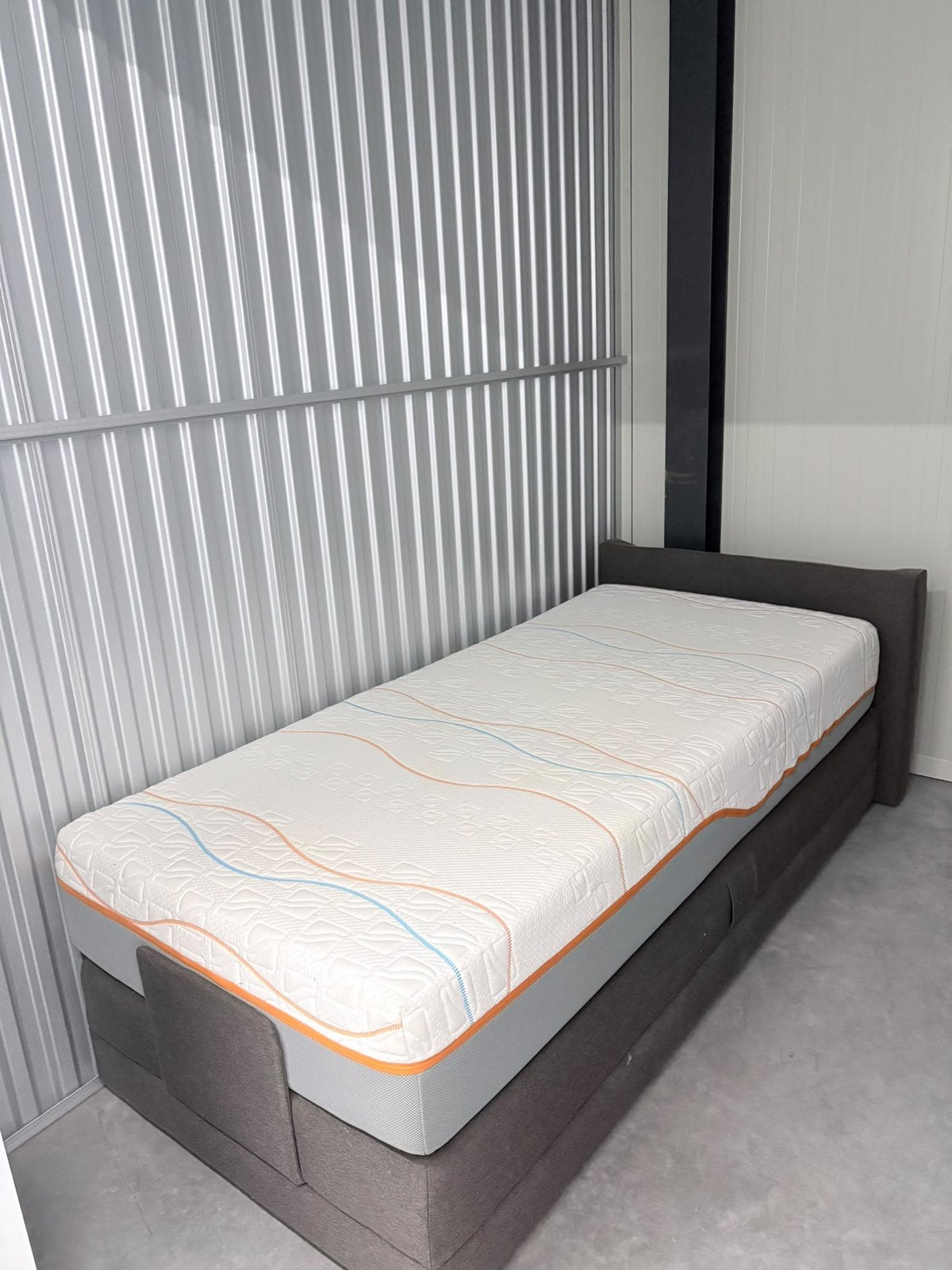 Elektrische boxspring 90x200 + afstandsbediening, Huis en Inrichting, Ophalen, Gebruikt, 90 cm, Eenpersoons