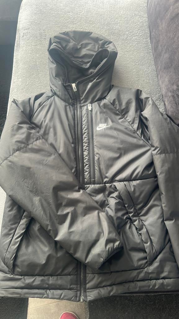 Jas nike, Ophalen of Verzenden, Zo goed als nieuw, Maat 46 (S) of kleiner, Zwart